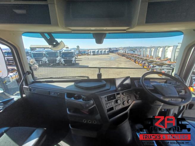 2021 VOLVO FH440 V5